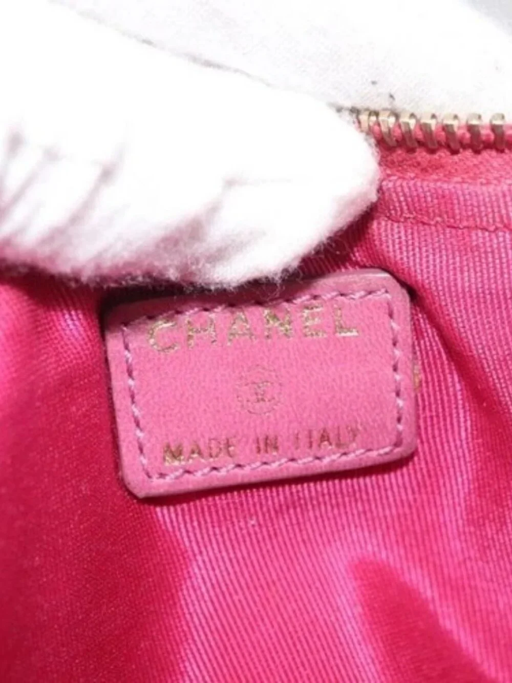 CHANEL Icon Series Pouch Suede Pink Gold CC Auth 176765